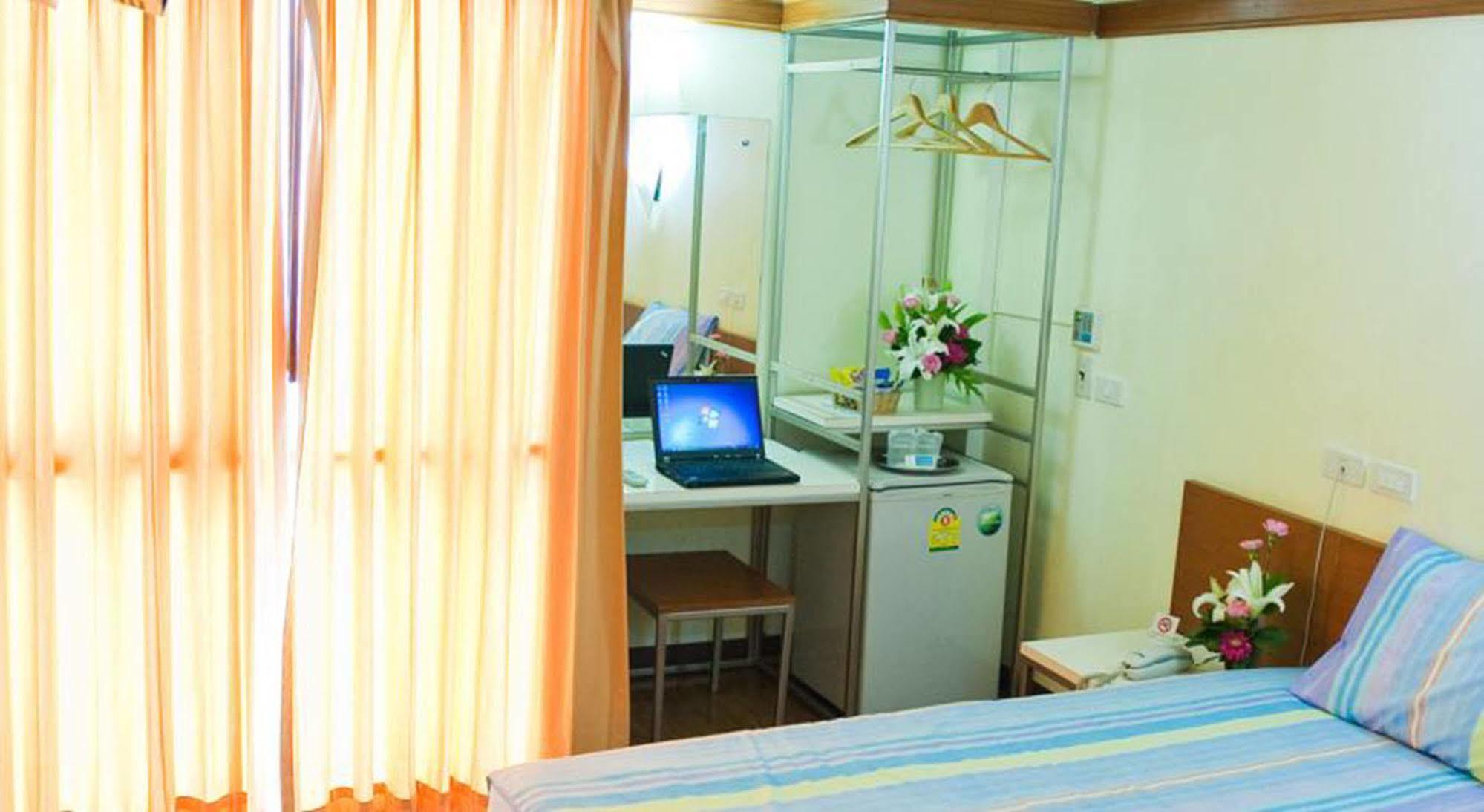 Mad Monkey Hostel בנגקוק מראה חיצוני תמונה