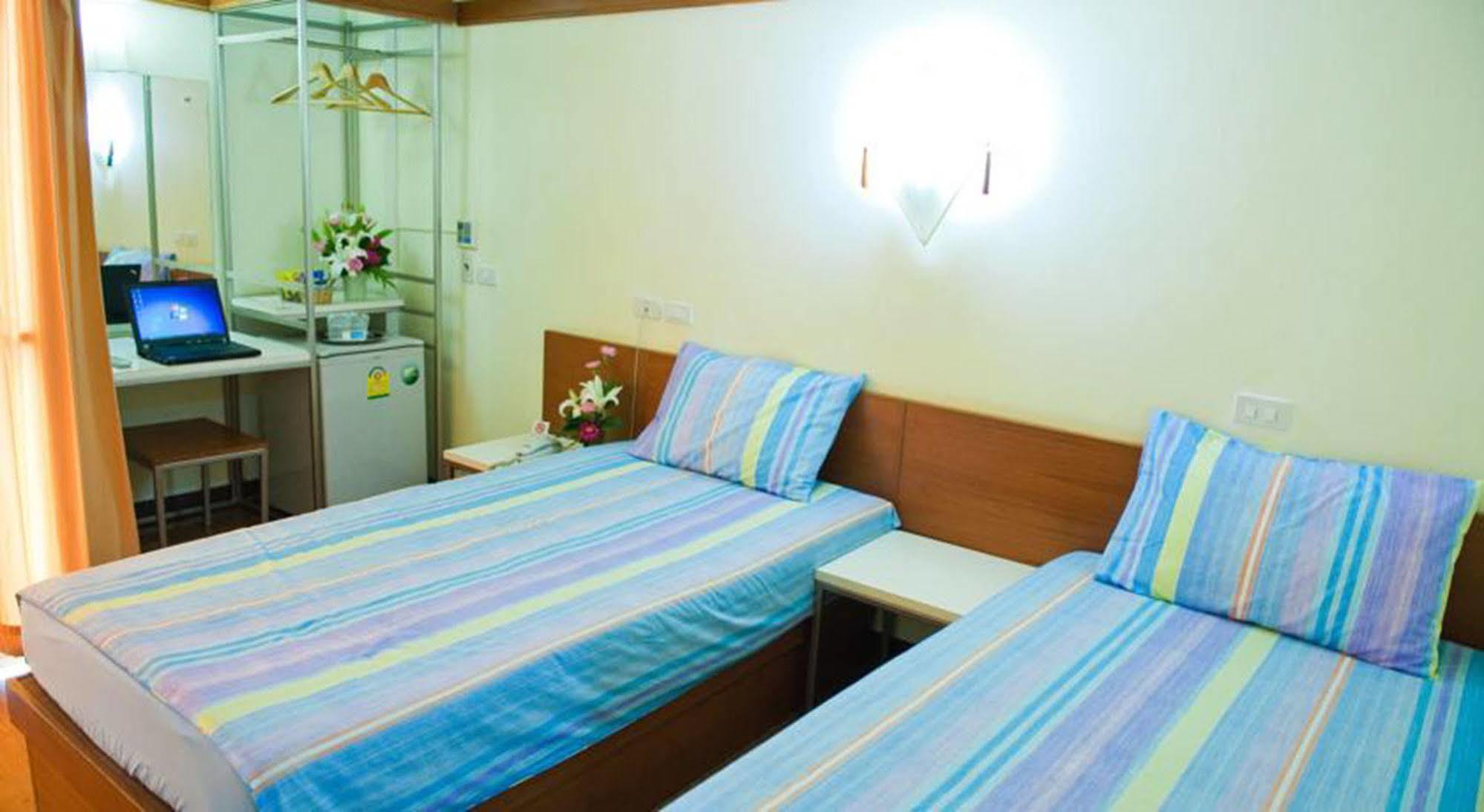 Mad Monkey Hostel בנגקוק מראה חיצוני תמונה