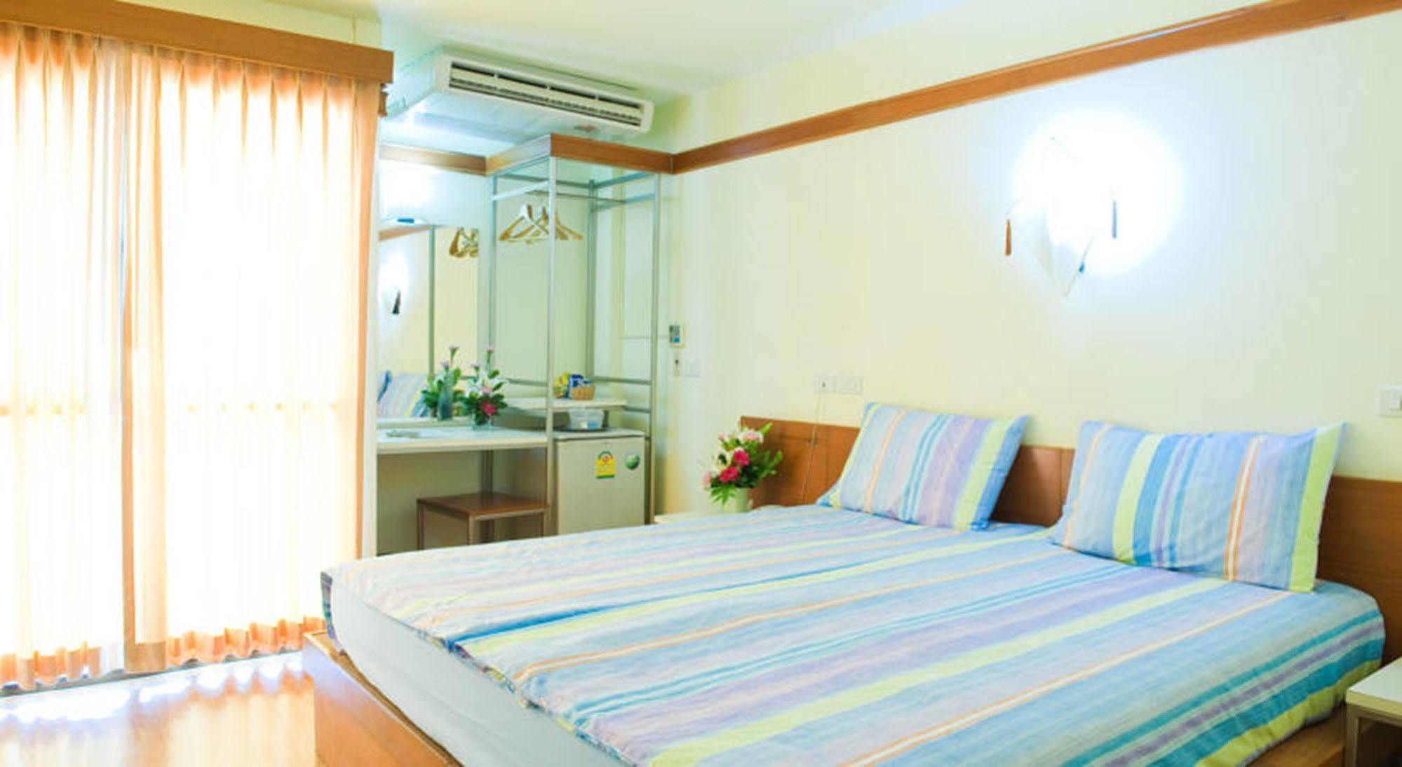 Mad Monkey Hostel בנגקוק מראה חיצוני תמונה