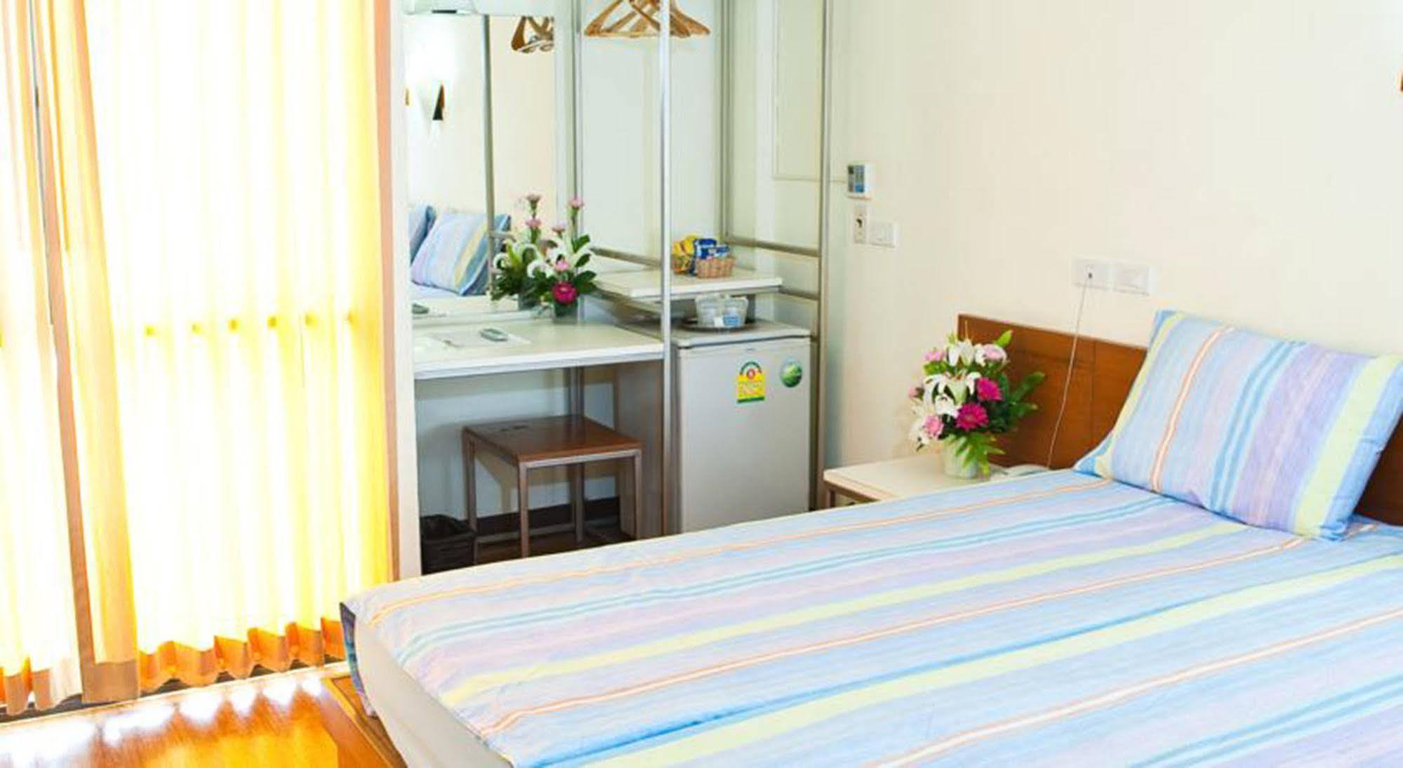 Mad Monkey Hostel בנגקוק מראה חיצוני תמונה