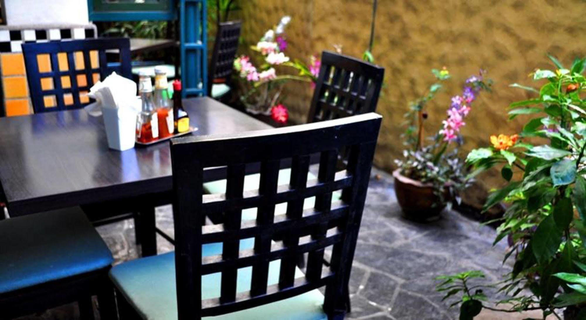 Mad Monkey Hostel בנגקוק מראה חיצוני תמונה